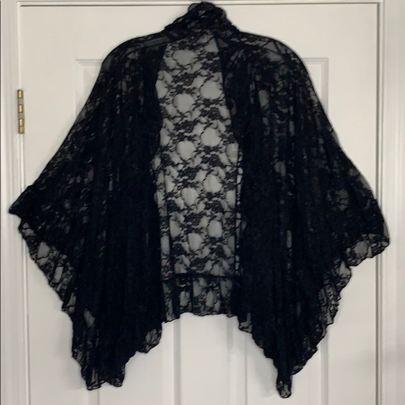 Intimately FREE PEOPLE Floral Lace Topper Cover Up - Picture 4 of 5